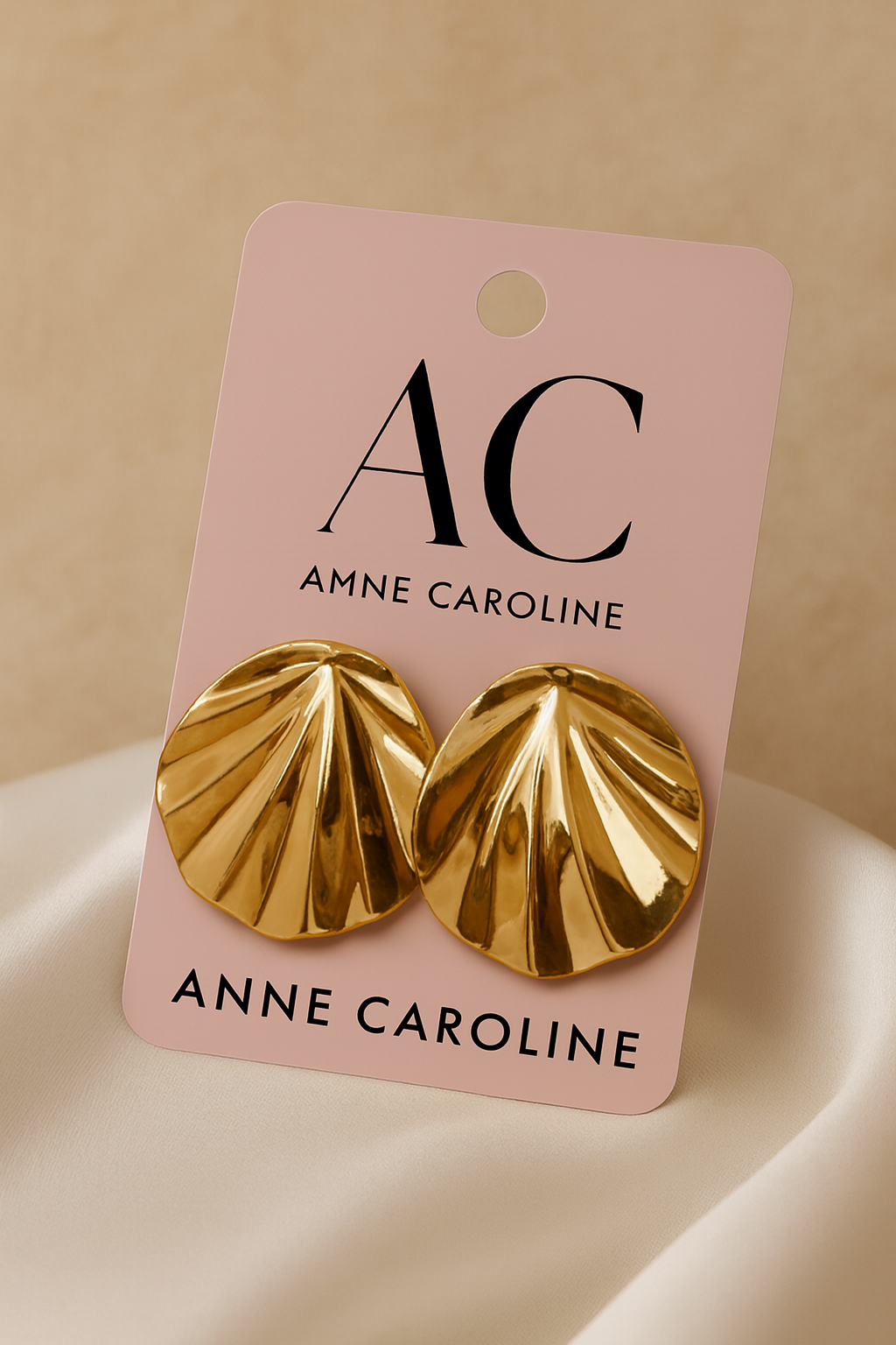 ✨Brinco Estilo Concha no Orgânico em Ouro 18k