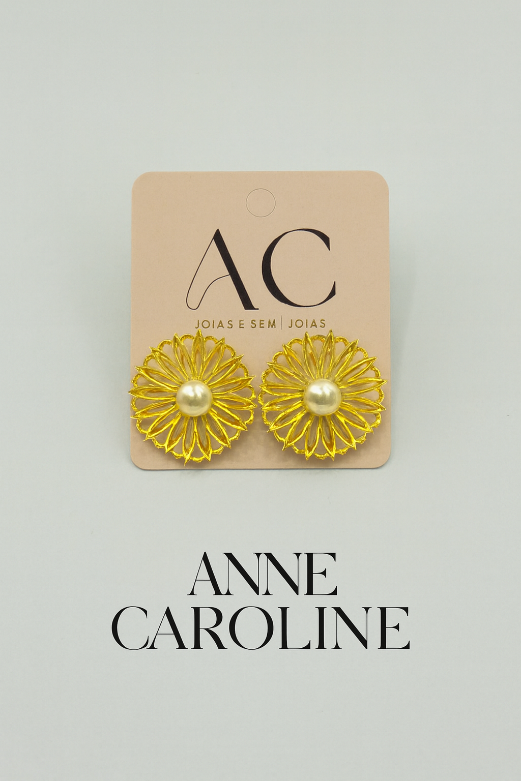 🌸 Brinco de Flor com Pérola Central ✨